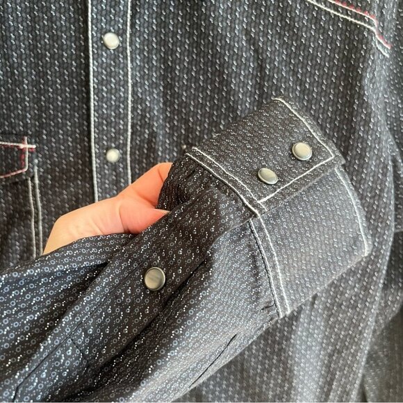 Rock & Roll Cowboy Men's Pearl Snap Long Sleeve  Button Down - Picture 10 of 10